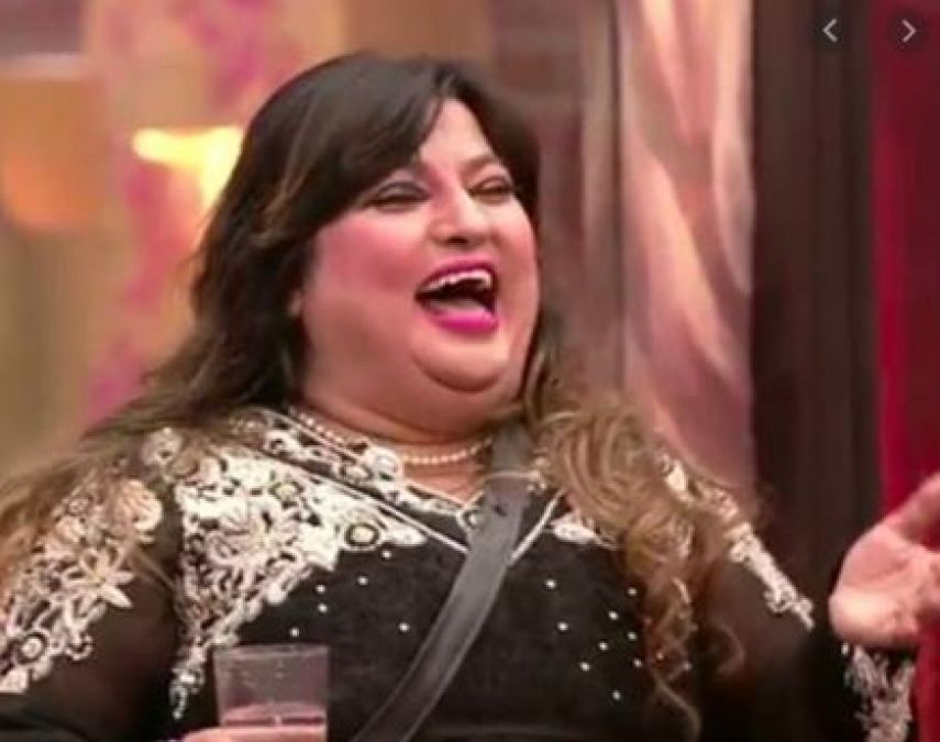 BB13: Dolly Bindra told who will be the third finalist