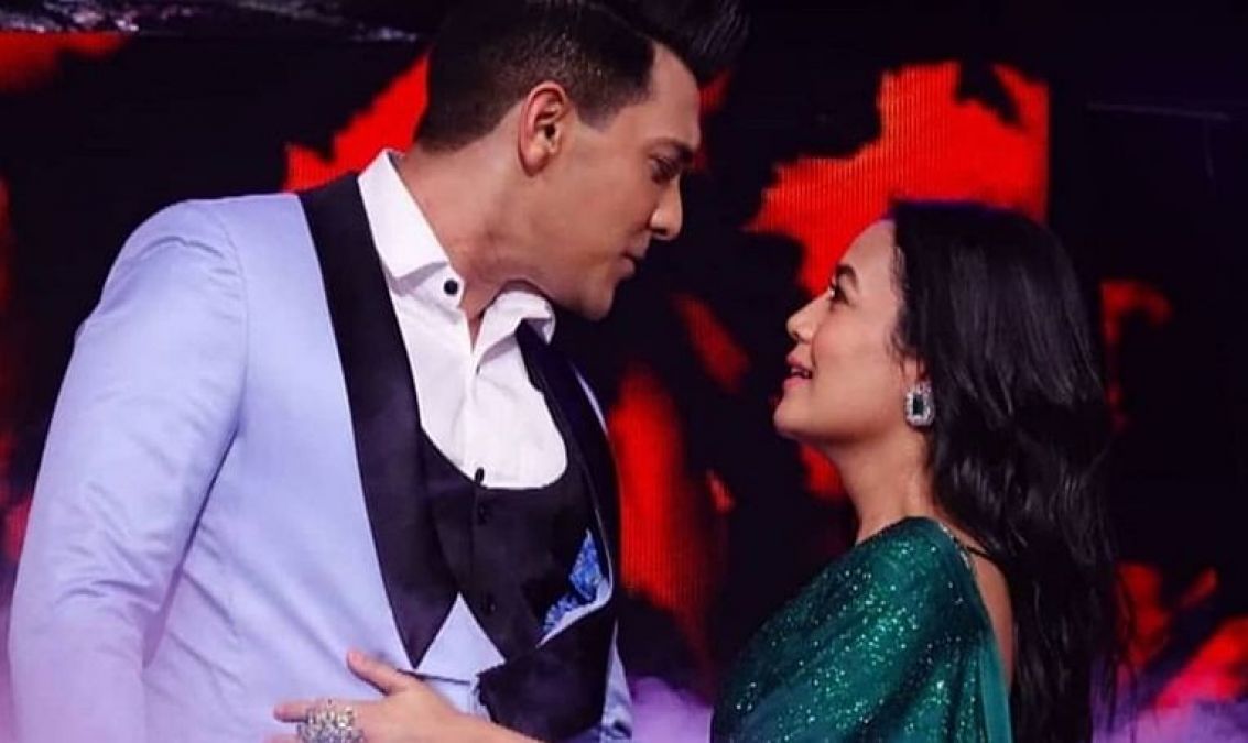 Aditya Narayan and Neha Kakkar got married !, watch video here