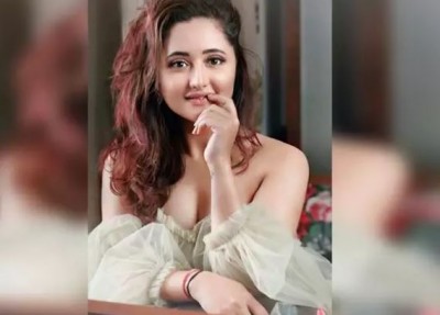 TV actress Rashmi Desai started her career with this small film