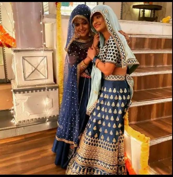 Yeh Rishta Kya Kehlata Hai: Naira seen having fun with Luv Kush's mother on set