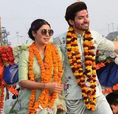 Couple who played Sita-Ram, Gurmeet-Debina reaches Ayodhya
