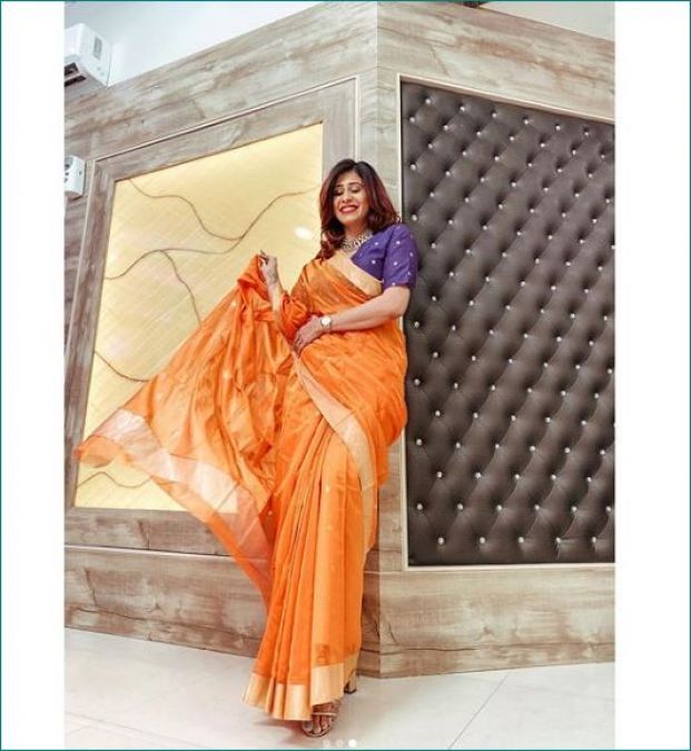 Kishwer Merchant in headlines for wearing saree incorrectly