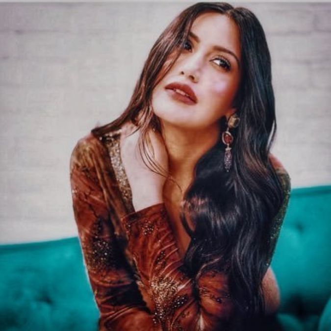 Surbhi Chandana stuns fans with her looks, See pics