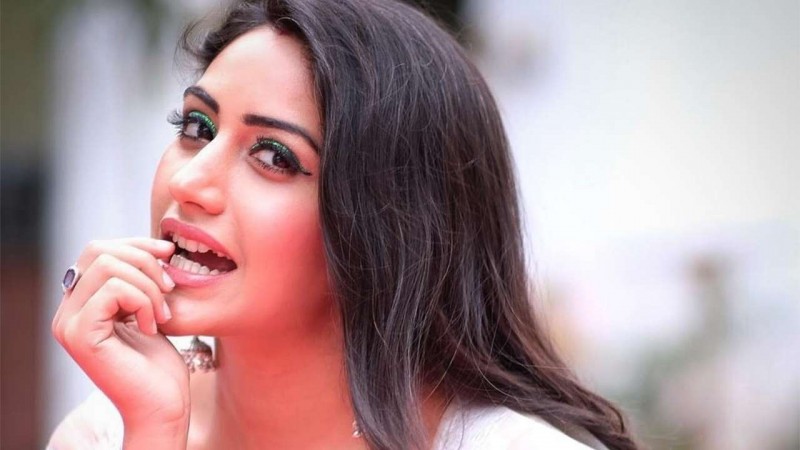 Surbhi Chandana stuns fans with her looks, See pics