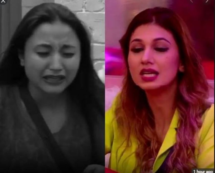 Girls fighting for Paras just like Bigg Boss