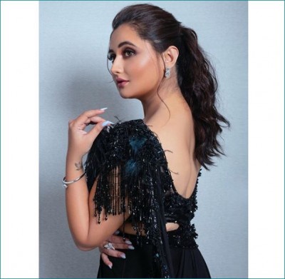 Rashmi Desai shares stylish look after leaving Bigg Boss 13