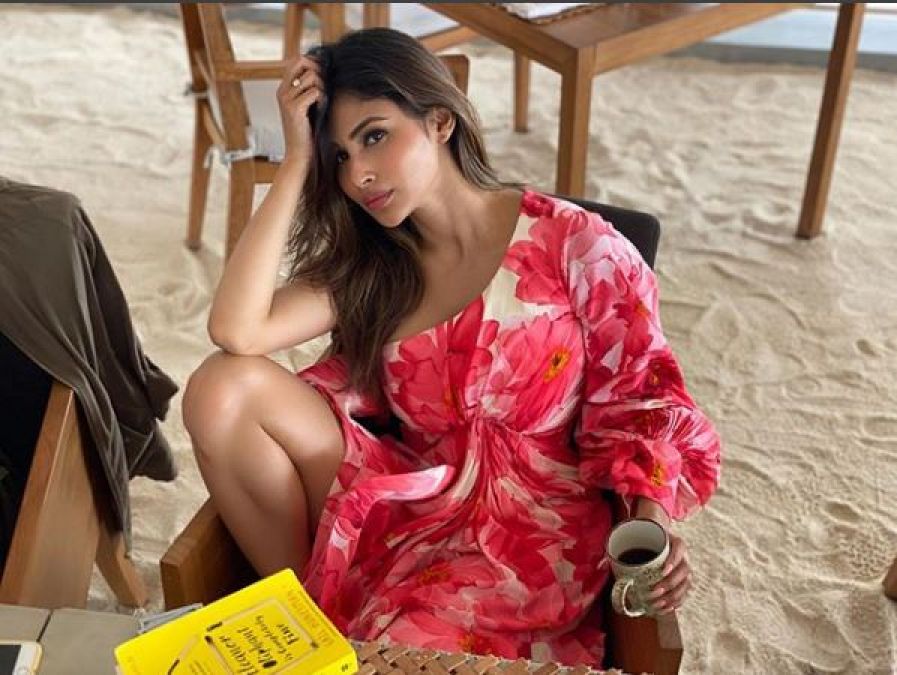 Mouni Roy shares beautiful photos in floral dress