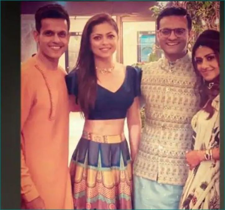 Drashti Dhami is enjoying her sister-in-law's 'Sangeet Ceremony', see pictures here