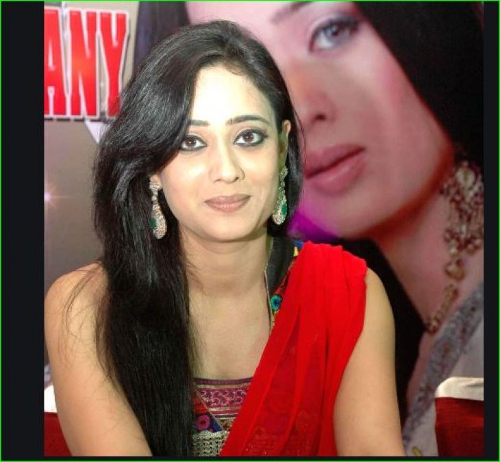 After separating from husband, Shweta Tiwari is in love, says, 'No time for anyone else ...'