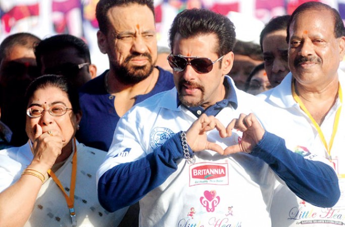Sunny Leone aka ‘Doctor Sunny’  in house, Salman Khan express his love