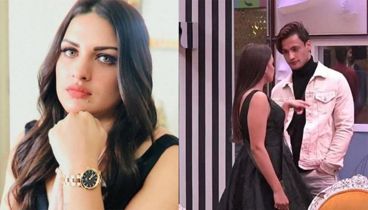 Bigg Boss13: Himanshi Khurana wants Salman to scold Asim Riaz