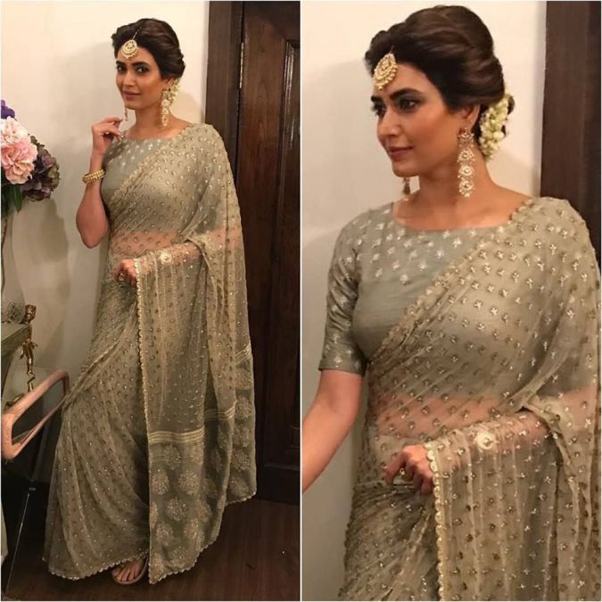 Karisma to adopt such look in saree after marriage, know when she'll marry?