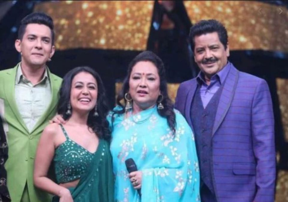 Photos of Neha Kakkar and Aditya Narayan's wedding card surfaced