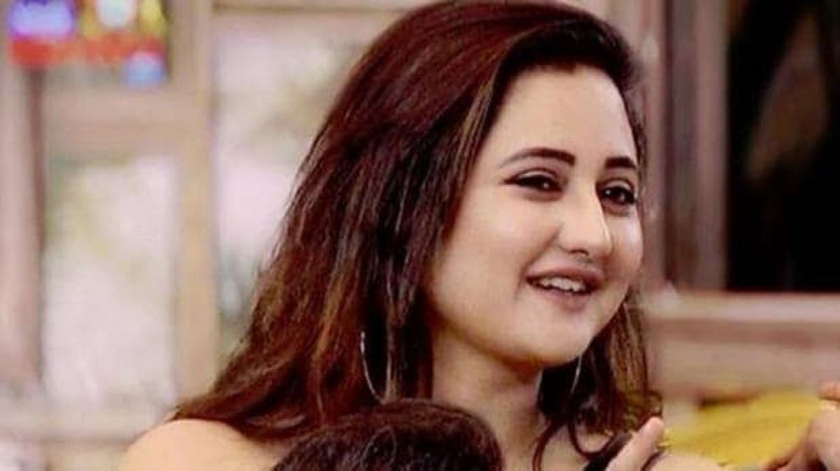 Rashmi Desai's mother will not come to Family Week due to this reason