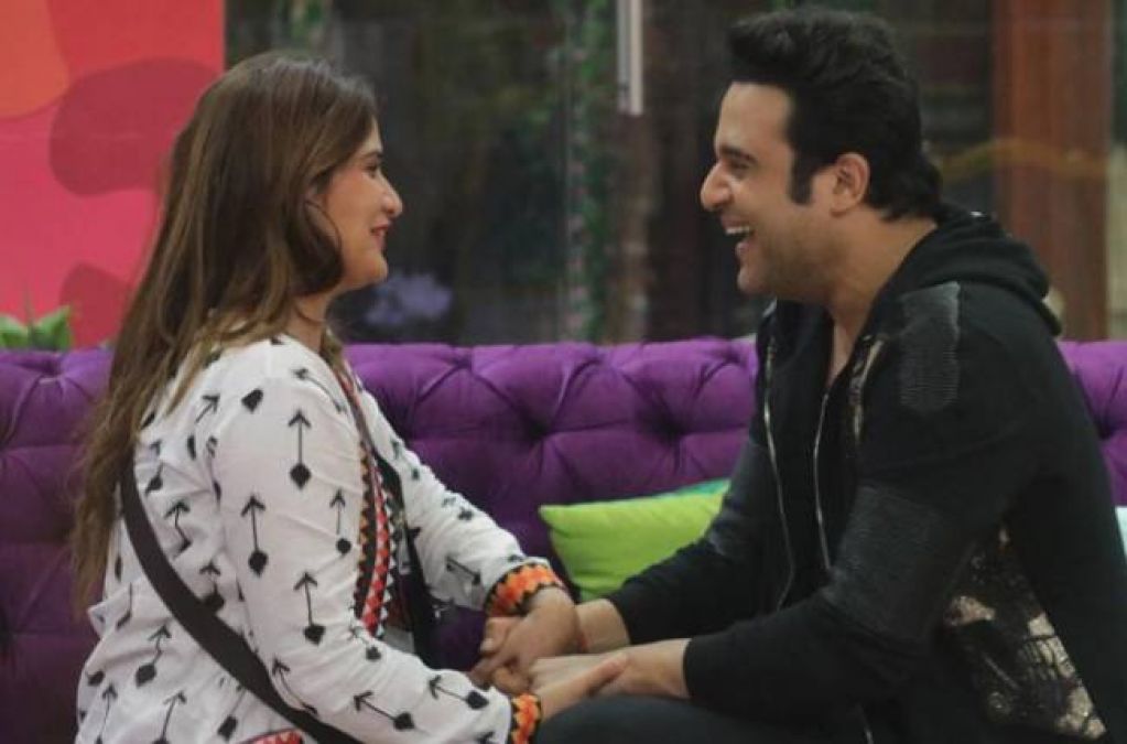 BB13: Aarti gets emotional after looking at brother Krushna and nephews