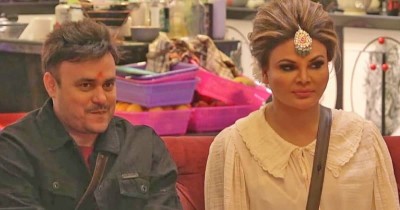 Rakhi Sawant was seen in this avatar with husband Ritesh as soon as she came out of Bigg Boss