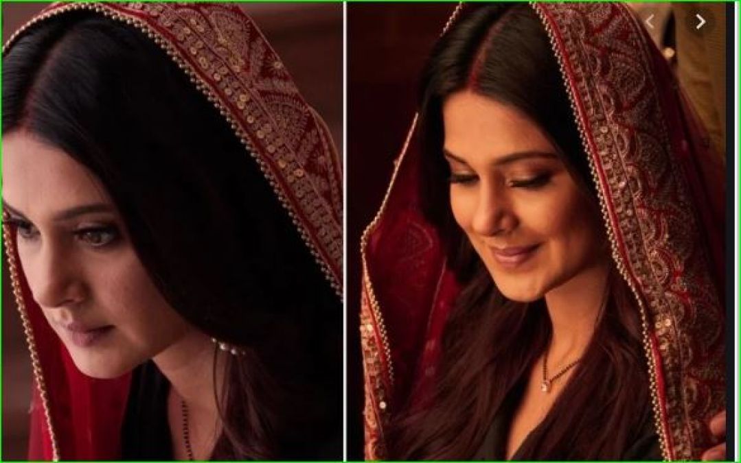 Maya wears an expensive scarf for 'Beyhadh 2', you will be blown to hear its price