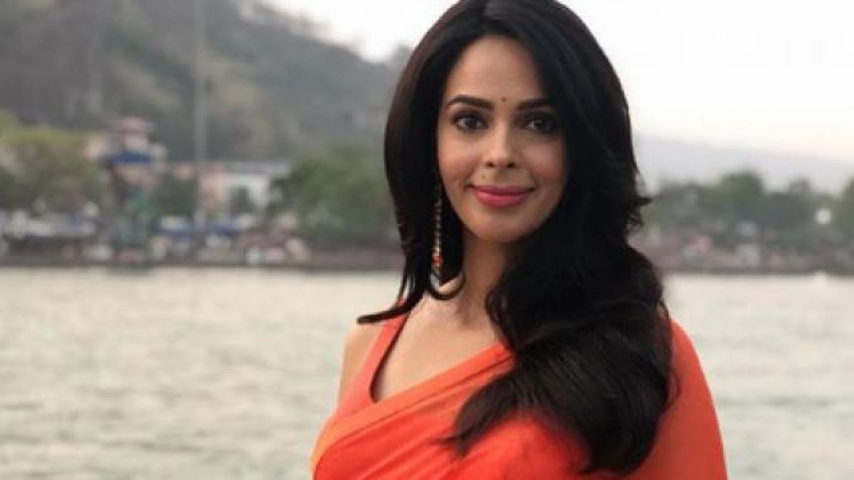 Mallika Sherawat's big statement on Kapil's show