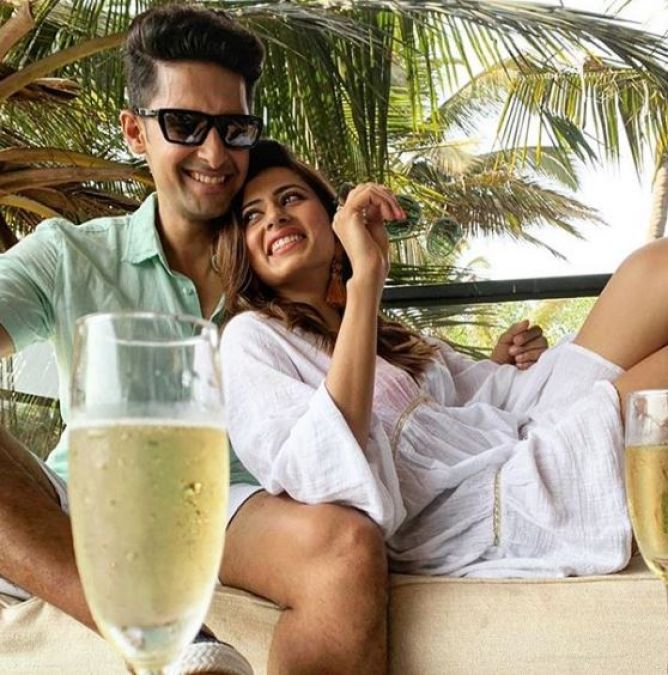 Sargun Mehta sizzles in a bikini, enjoys vacations with husband Ravi