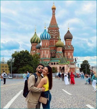 Gauahar Khan and Zaid Darbar enjoy their honeymoon in Moscow