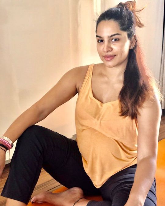 Shikha Singh trolled for sharing a picture explains why...