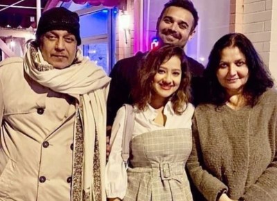 Mithun Chakraborty's daughter-in-law shares romantic photo with husband