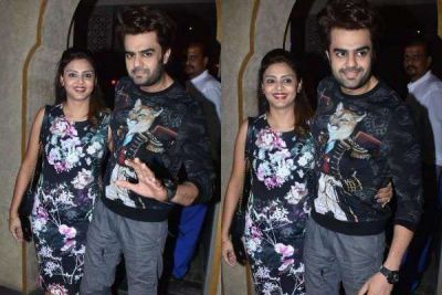 Manish Paul, Wife On Romantic Dinner Date, Photos Going Viral