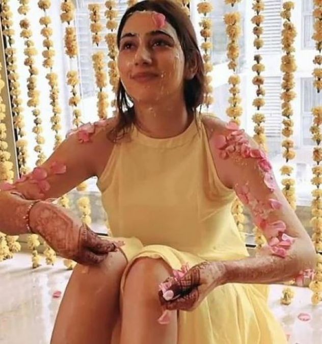 Disha-Rahul ready to tie the knot, actress's stunning style in Haldi ceremony
