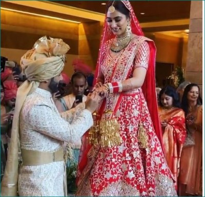 Photo: Rahul Vaidya & Disha Parmar exchange ring, ties knot of marriage