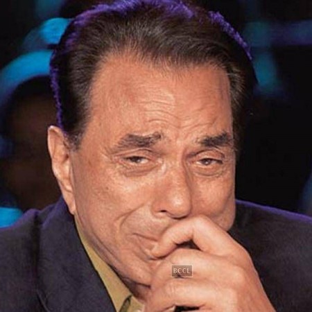 Dharmendra's tears came out as he remembers Dilip Kumar, says, 'I am still not over this shock'