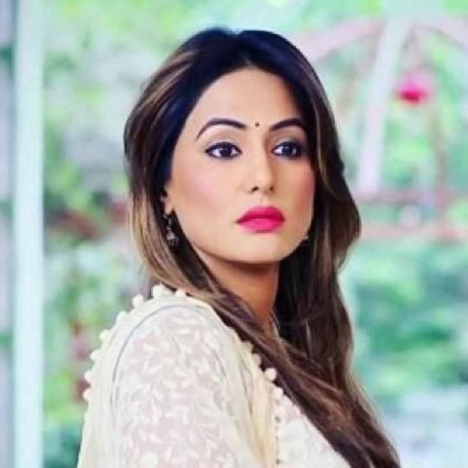 Hina Khan seems to try luck in new work after acting, shares first look