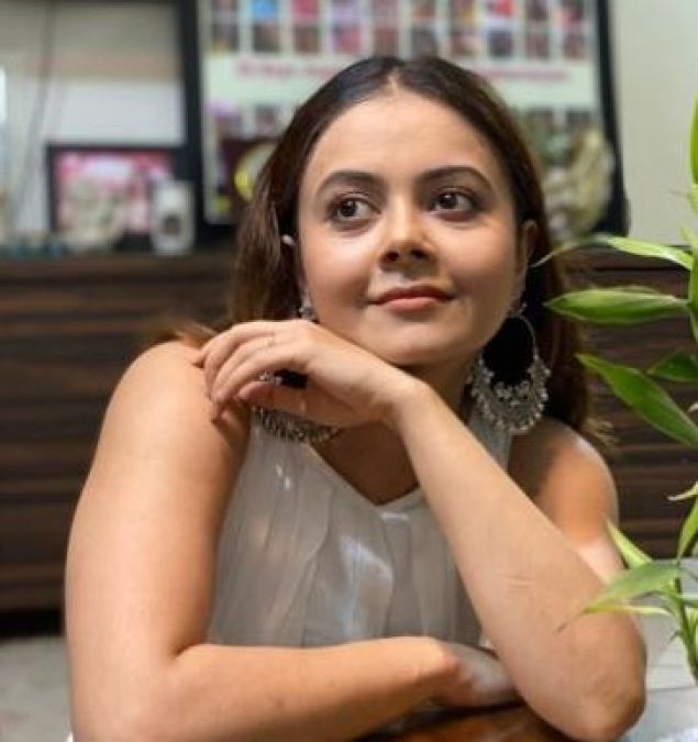 Devoleena Bhattacharjee takes a break from social media