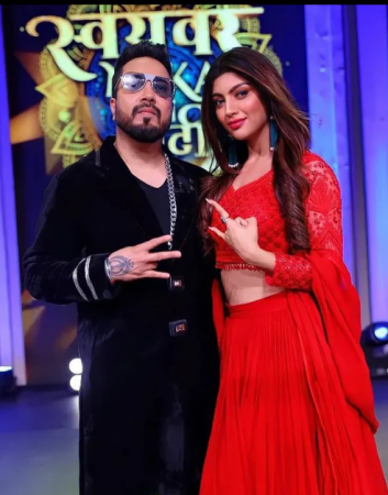 Akanksha Puri opens up about her relationship with Mika Singh