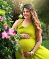 Rucha Gujrati welcomes baby girl, husband Vishal shares news on social media