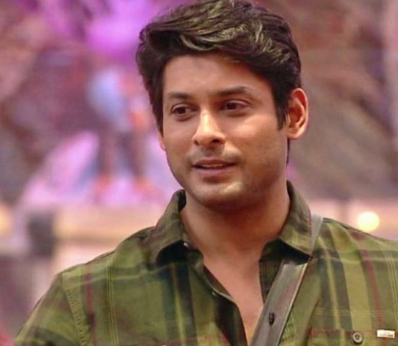 Siddharth Shukla salutes Indian Air Force after Rafale arrives in India