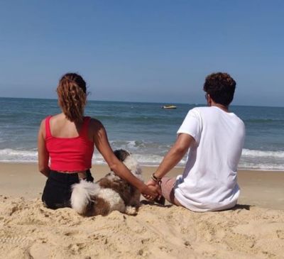 This famous TV couple is secretly enjoying vacations!
