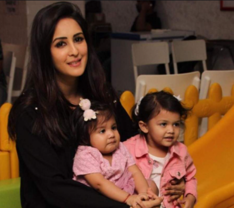 Chahatt Khanna angry over the statements of Karan and Nisha, said' The things at home are not publicly...'