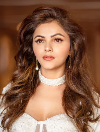 Fans are shocked to see Rubina Dilaik's new avatar