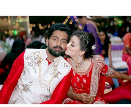 Marriage pics of Lavi Sasan are just trending!