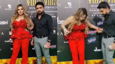 VIDEO! Rakhi Sawant started dancing with her boyfriend on the middle of the road