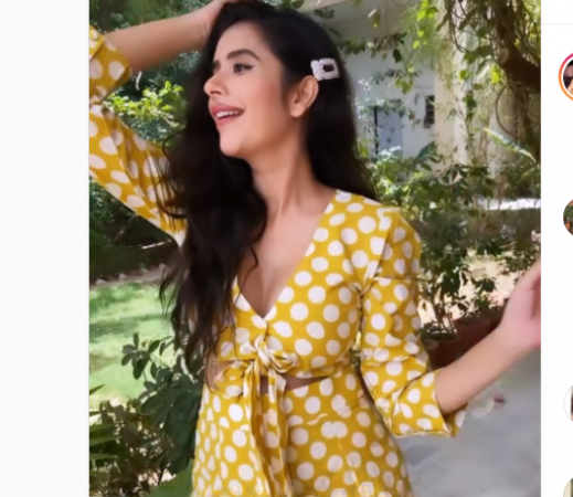 Charu Asopa seen enjoying pregnancy, shares dance video