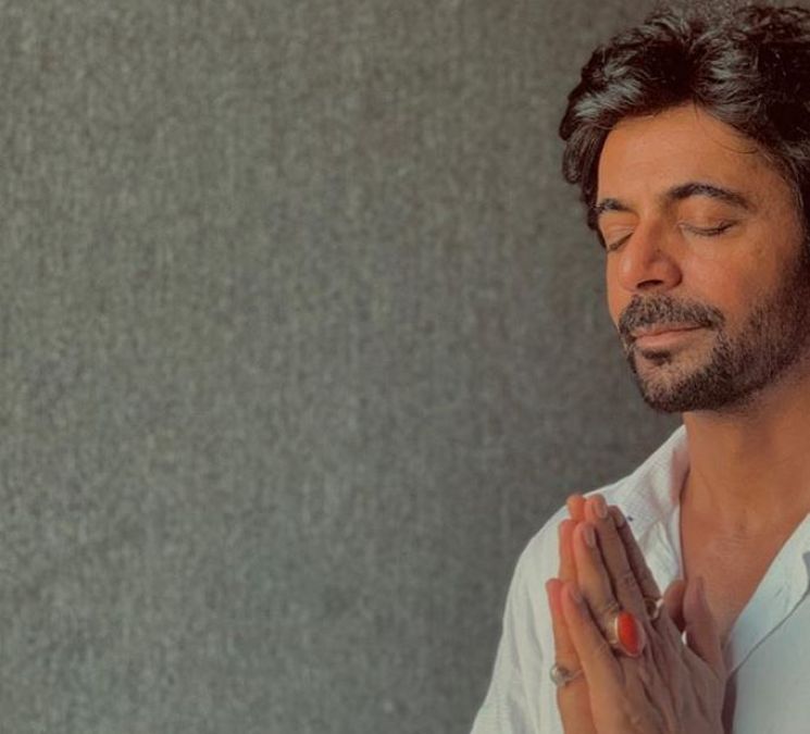 Fans trolls Sunil Grover for stealing joke