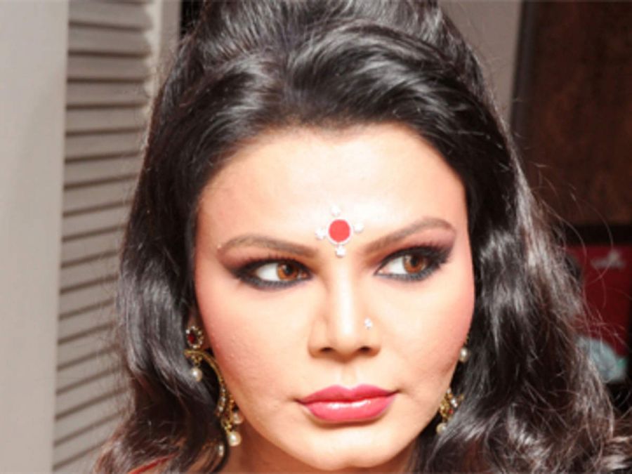 Rakhi Sawant to arrive in the set of Indian Idol 12 this week
