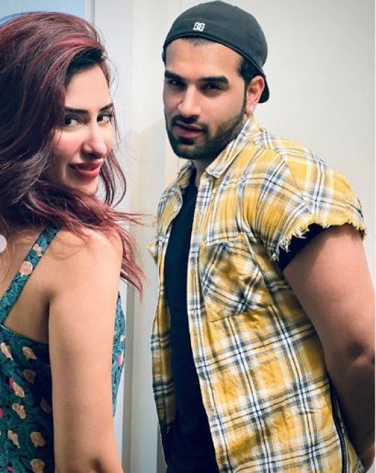 Mahira-Paras' new song will be released soon