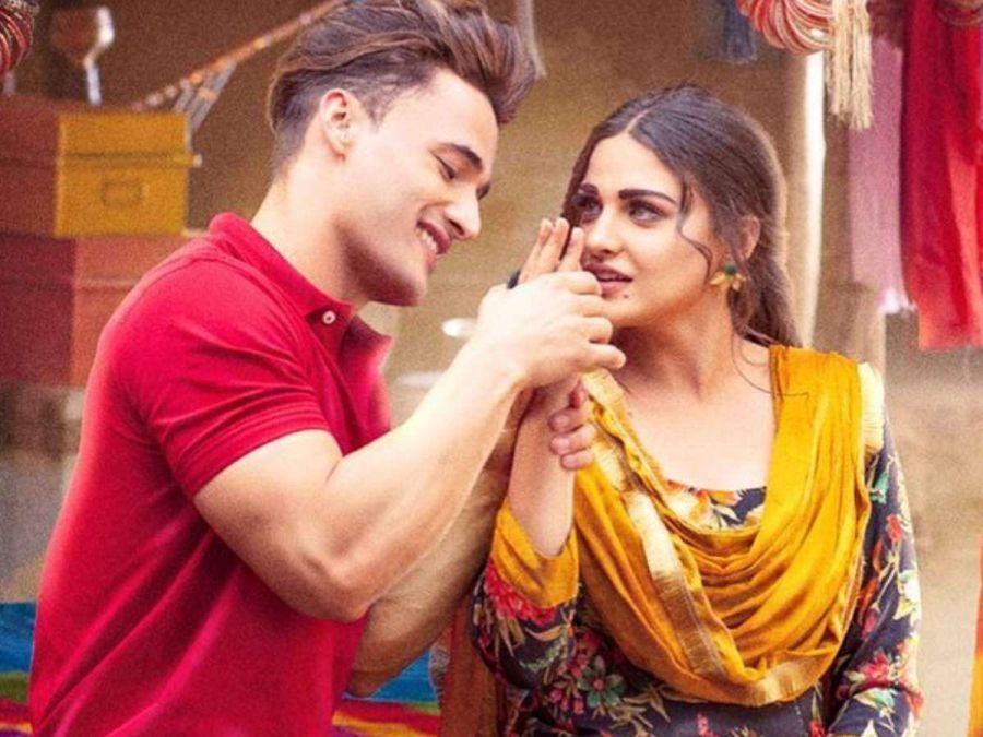 Photos: Bigg Boss 13 duo Asim Riaz, Himanshi Khurana look madly in love with each other