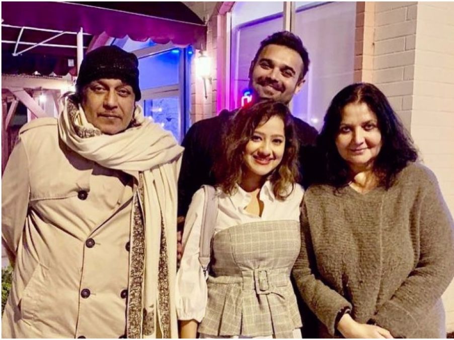 Mithun Chakraborty gets birthday greetings by daughter-in-law Madalsa in a unique way, shares this picture