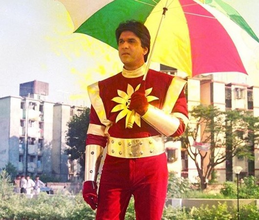Shaktimaan shared this picture wearing mask