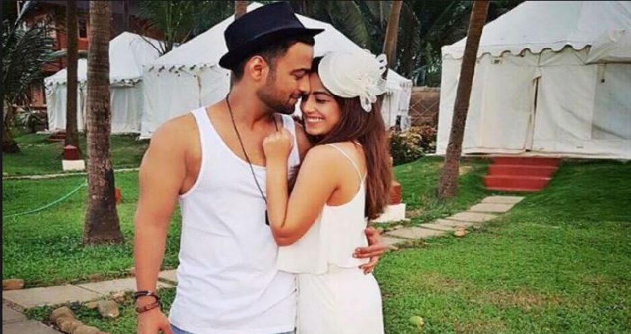Manish Naggdev is doing this to overcome from Breakup!