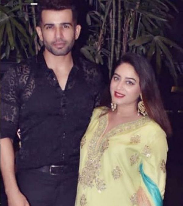 Mahi Vij is Enjoying her pregnancy a lot, see the pictures