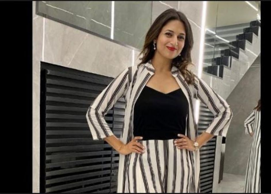 This famous TV Actress to host Nach Baliye9!